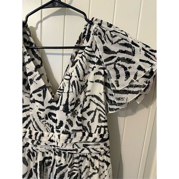 NWOT Banana Republic Black/White Printed Ruffle Sleeve Maxi Dress - Size 6 - 629 - Picture 7 of 12